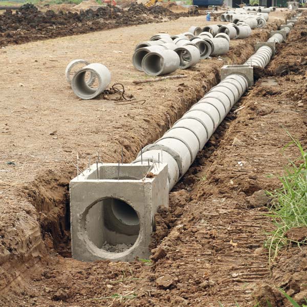 laying drainage pipes