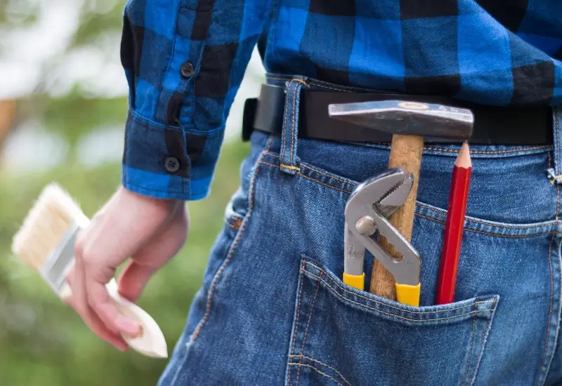 Man in Texas attempting home foundation repairs